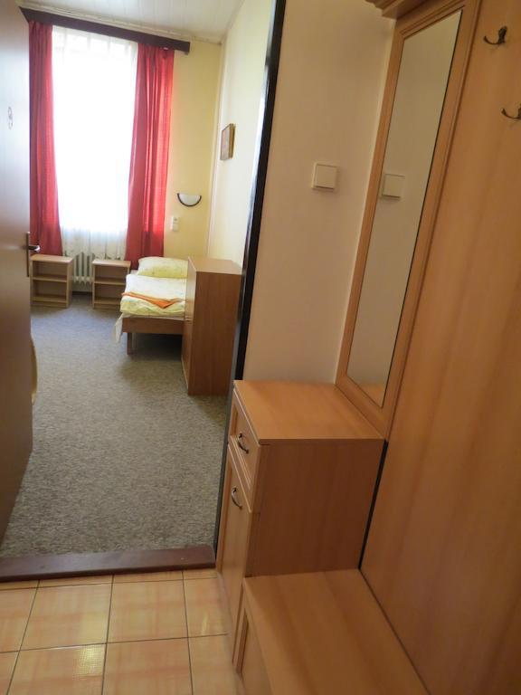 Hotel Cesky Dvur Beroun  Rom bilde