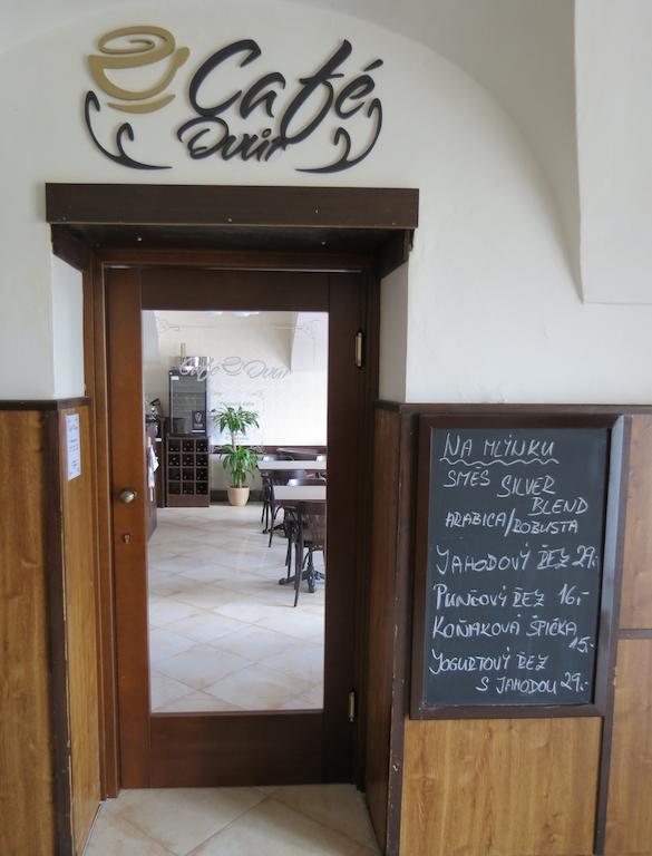 Hotel Cesky Dvur Beroun  Eksteriør bilde