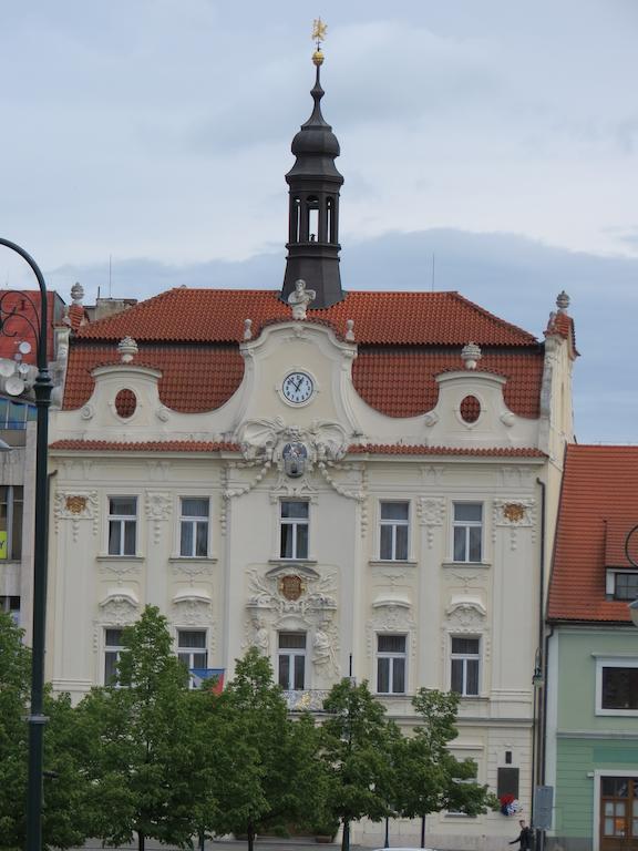 Hotel Cesky Dvur Beroun  Eksteriør bilde
