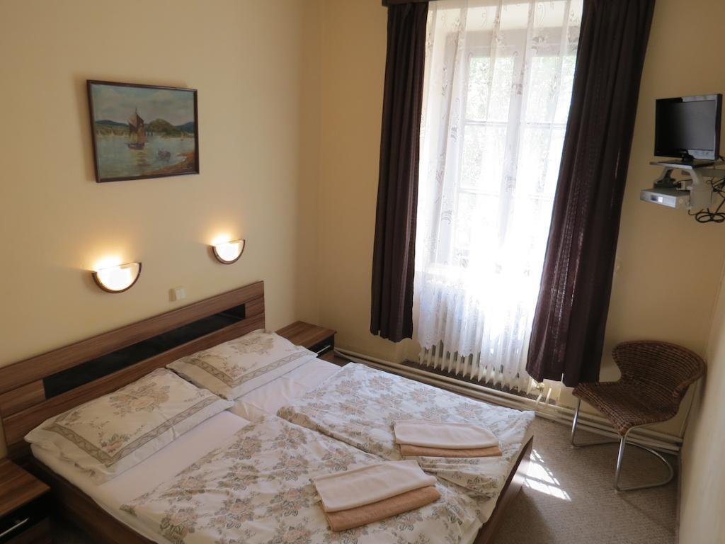 Hotel Cesky Dvur Beroun  Rom bilde