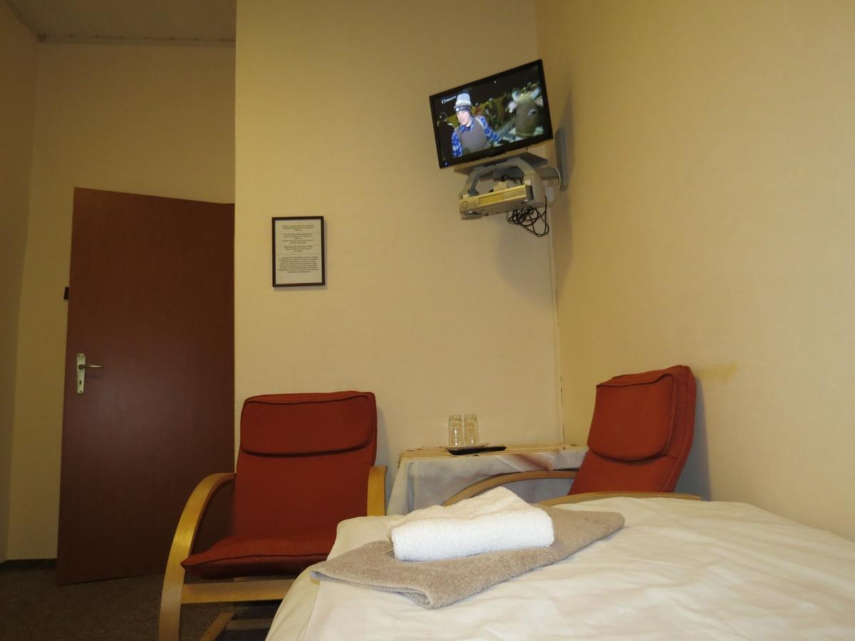 Hotel Cesky Dvur Beroun  Eksteriør bilde